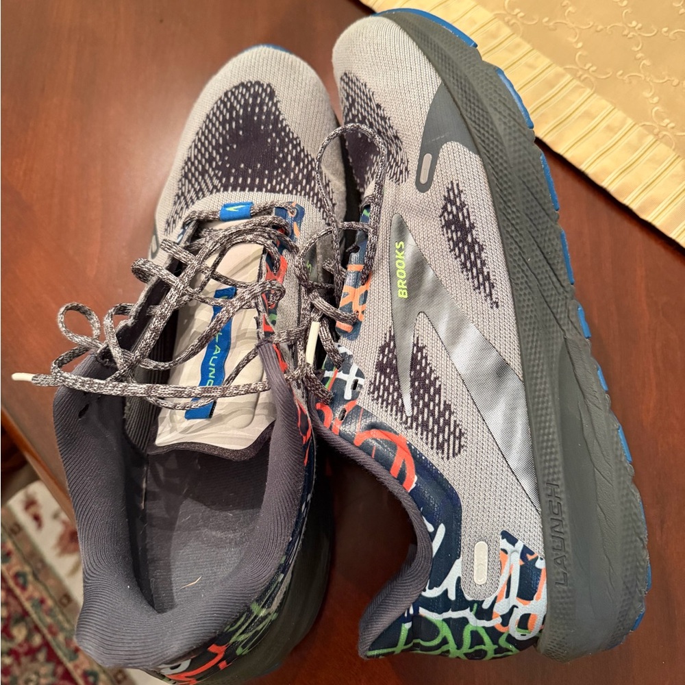 Brooks Launch sz 11.5. Good Condition!